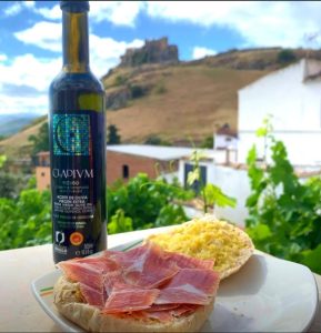 Desayunar pan con aceite de oliva
